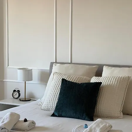 La Coppetta Di Crisandsimo - Modern With Terrace Near Historic Centre